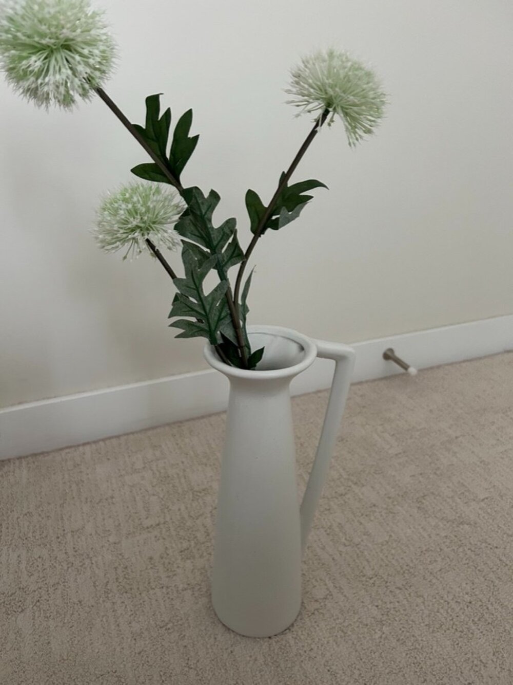 Decor white vase